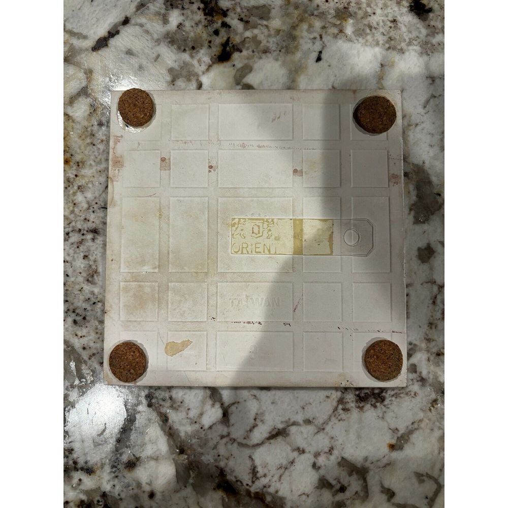 Vintage Mickey & Minnie Mouse 6" Gourmet Kitchen Trivet - Picture 2 of 4